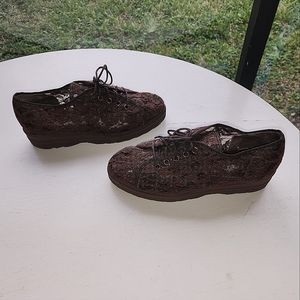 Brown lace  pair of shoes Pensato made in Italy Sneakers